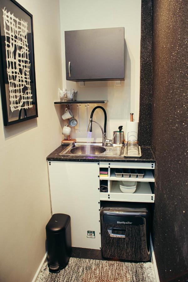 Opulent 1 Bedroom Cosy Suite Birmingham Bagian luar foto
